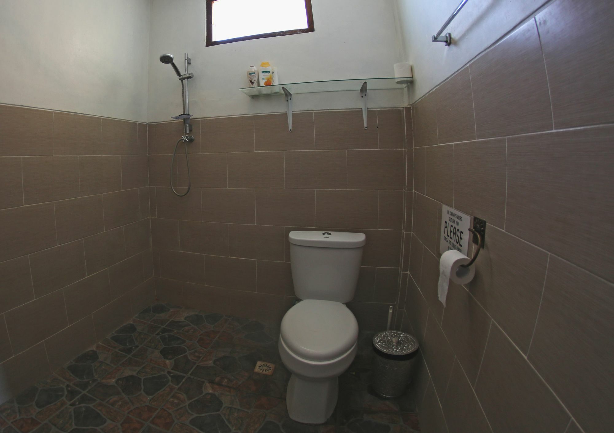 Отель Surfers House Кута Экстерьер фото